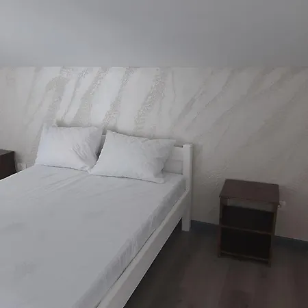 Romsil Konukevi 3*