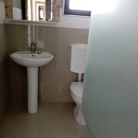 게스트하우스 Romsil 3*